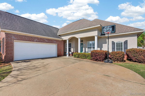 9206 Whispine Court