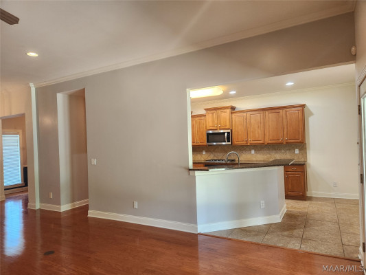 8407 Vintage Way