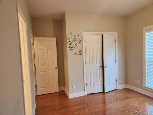 8407 Vintage Way