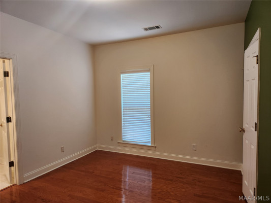 8407 Vintage Way