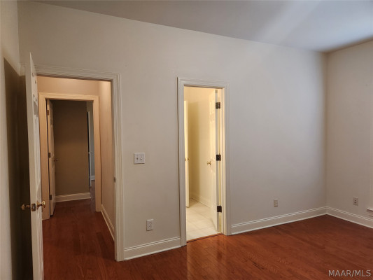 8407 Vintage Way