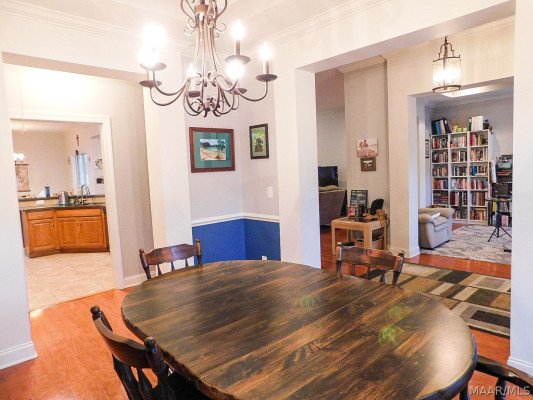 8407 Vintage Way