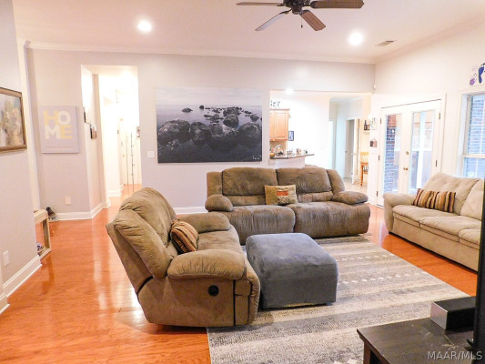 8407 Vintage Way