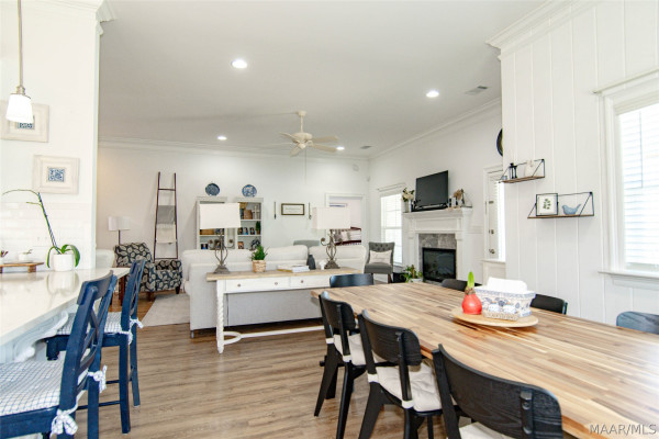 9512 Leewood Court