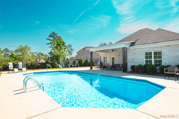 9512 Leewood Court