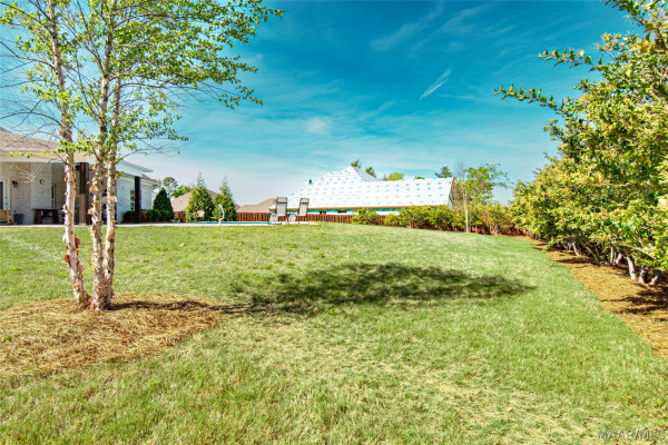 9512 Leewood Court
