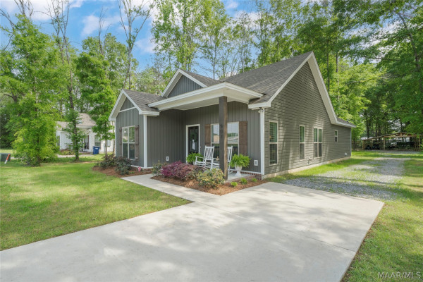 907 Micanopy Street