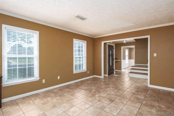 404 Derby Lane