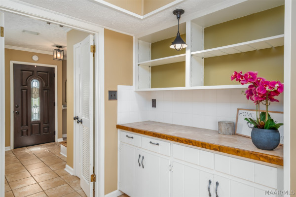 404 Derby Lane