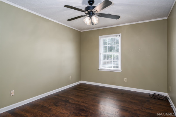 404 Derby Lane