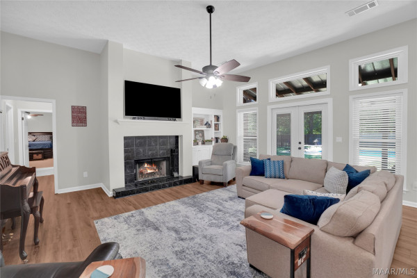 1375 Emerald Mountain Parkway