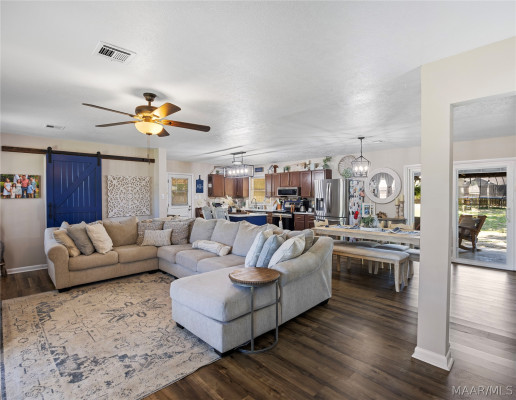 116 Guilford Lane