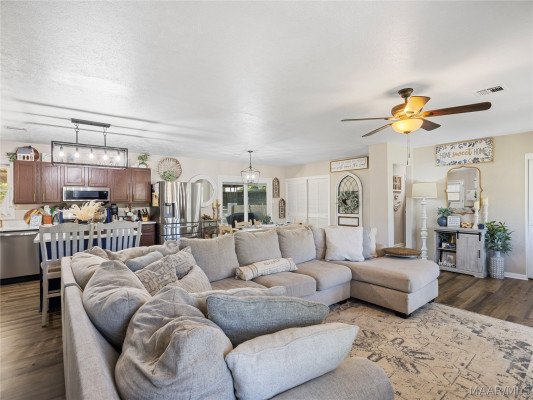 116 Guilford Lane