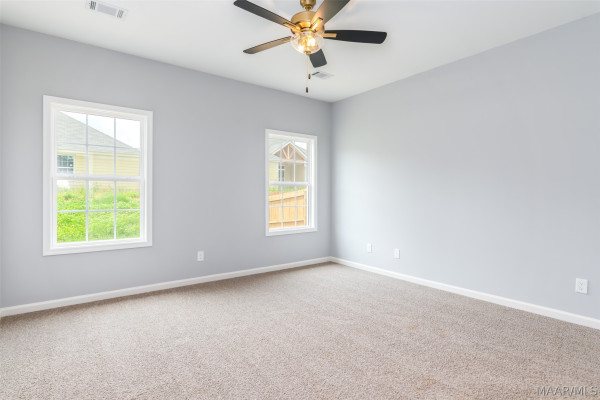 372 Crestwood Circle