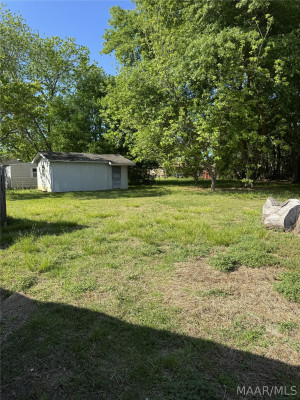 415 W Wilding Drive