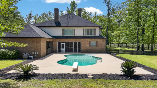 291 MOORE Drive