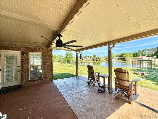 606 Vintage Way