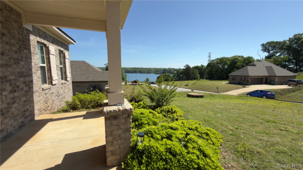 33 Riverhills Drive