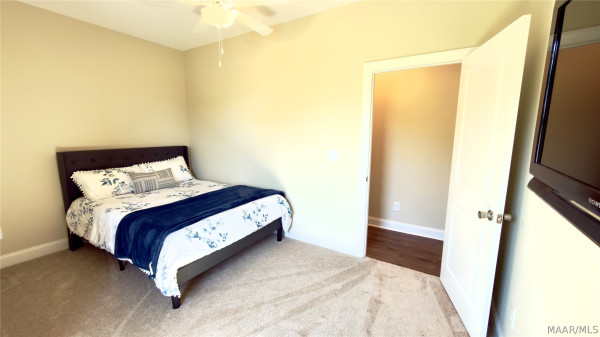 33 Riverhills Drive