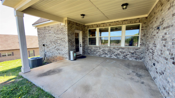 33 Riverhills Drive