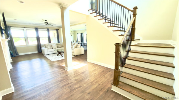 33 Riverhills Drive