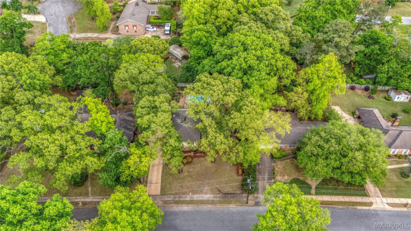 932 WHITEHALL Parkway