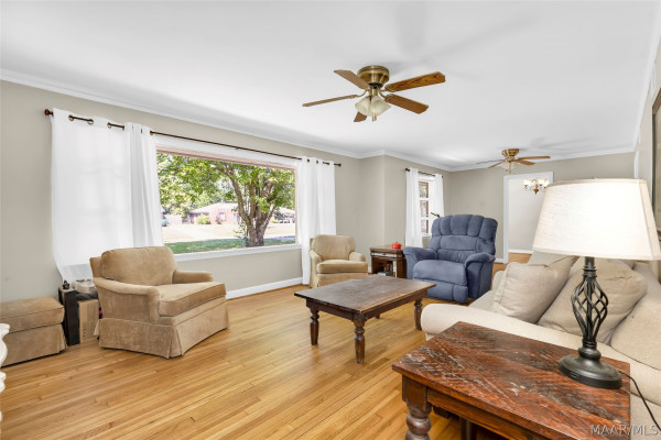 3012 PELZER Avenue