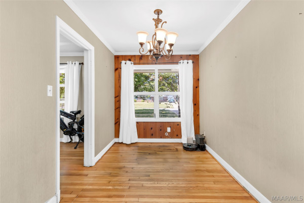 3012 PELZER Avenue
