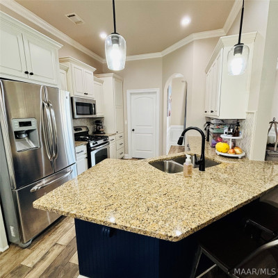 181 Village Knoll