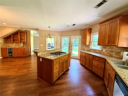 169 Farmington Lane