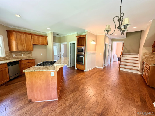 169 Farmington Lane