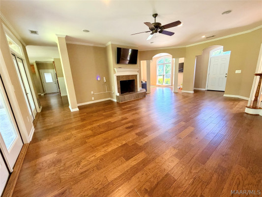169 Farmington Lane