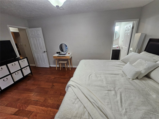 7 Crestwood Court