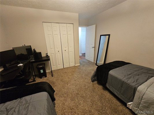 7 Crestwood Court