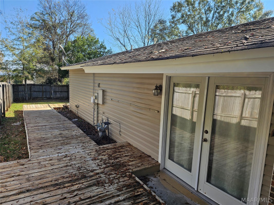 7 Crestwood Court
