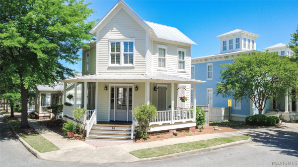76 Chapel Hill Street