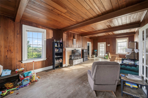 5112 Felder Road