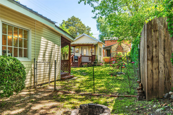 102 N Dubois Street