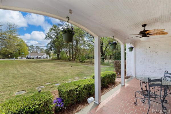 3640 NARROW LANE Road