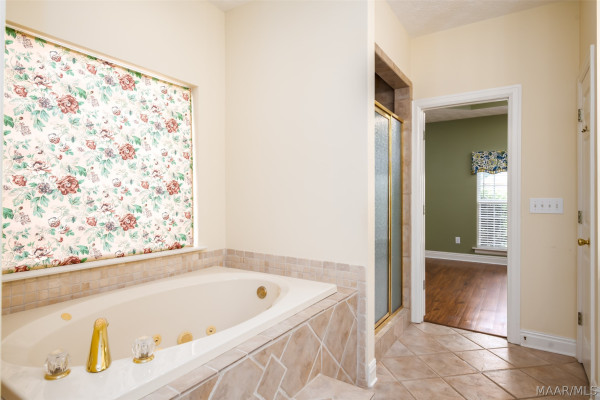 6937 Heathermoore Loop