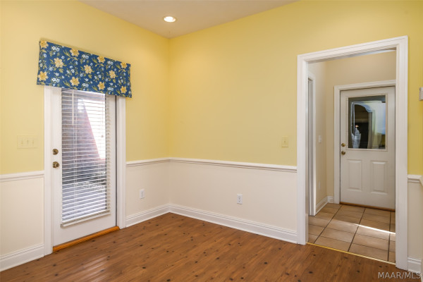 6937 Heathermoore Loop
