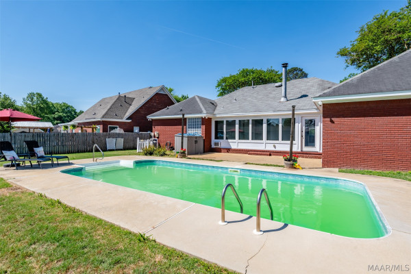 311 Poplar Street