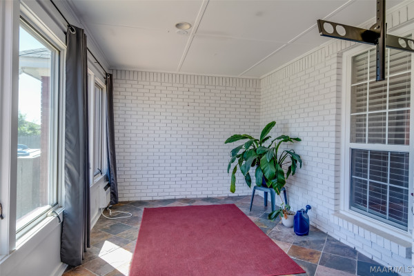 311 Poplar Street