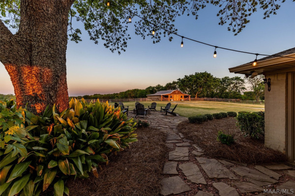 5610 Trotman Drive