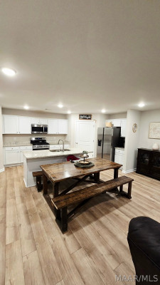 112 Kohn Drive