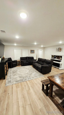112 Kohn Drive