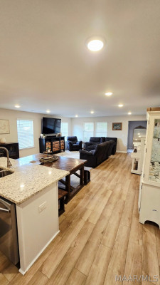 112 Kohn Drive