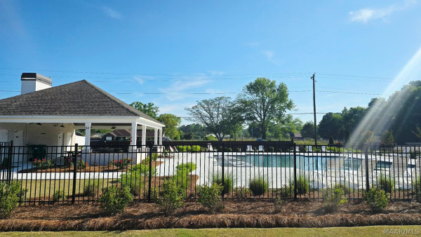 112 Kohn Drive