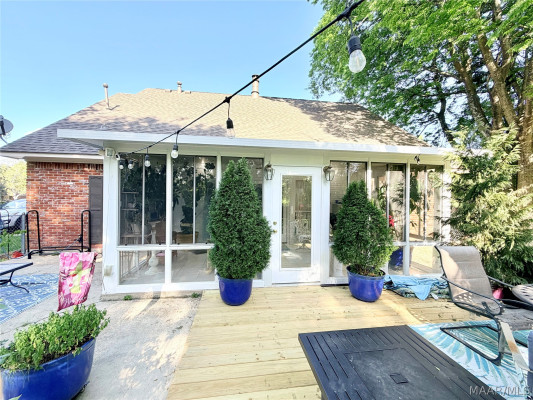 2608 Old Orchard Lane