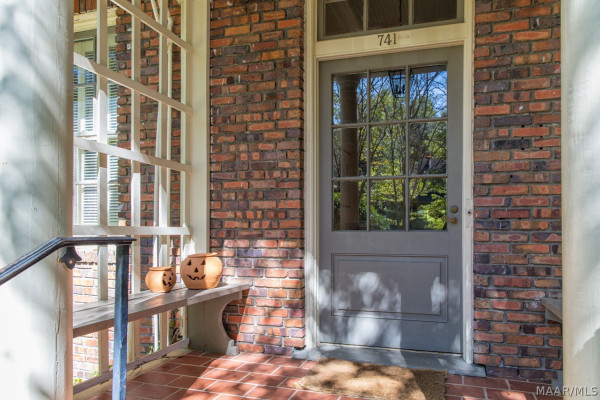 741 Thorn Place